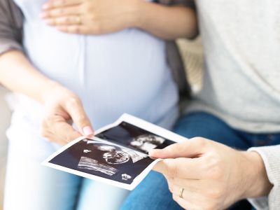 Kinderwunschbehandlung : was sollte oder sollte man nicht während der 2 WW bis zum Schwangerschaftst