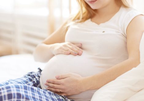 Vorbereitung der Gebärmutterschleimhaut, natürlich oder künstlich?