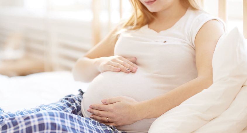 Vorbereitung der Gebärmutterschleimhaut, natürlich oder künstlich?