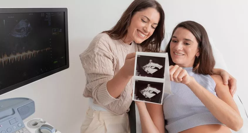 Fertilidad inclusiva: caminos hacia la maternidad para la comunidad LGTBI+