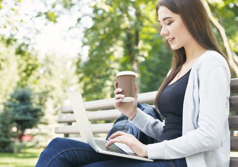 El consum de cafeïna pot afectar la fertilitat.